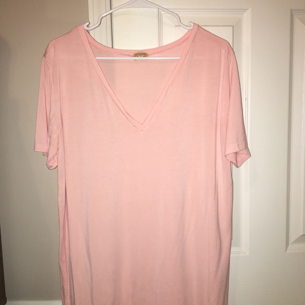 Piko V-Neck